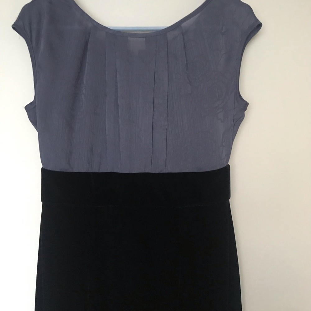 Dress - Picture 2 of 8